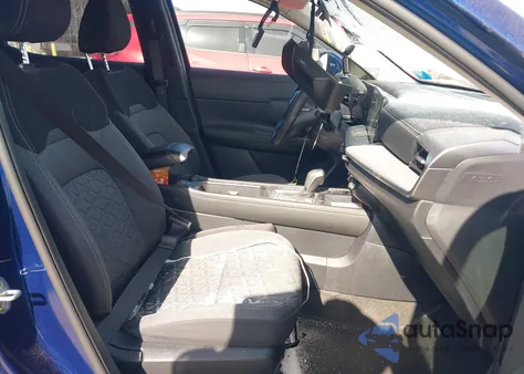 2025 Nissan Kicks Sv Intelligent Awd from USA, damaged, VIN 3N8AP6CB7SL412233